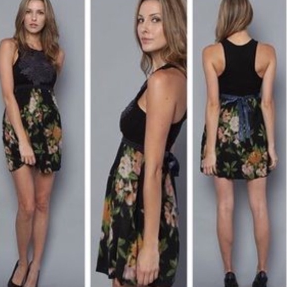 Free People Dresses & Skirts - Free People Boho Patchwork Beaded Floral Dress S